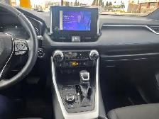 2023 Toyota RAV4 Hybrid SE AWD-1 Owner-No Accidents-Dealer Servi - Photo 16