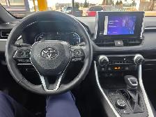 2023 Toyota RAV4 Hybrid SE AWD-1 Owner-No Accidents-Dealer Servi - Photo 18