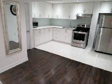 Richmond Hill 2bedrooms 1 bathroom unit basement Yonge/Elginmils