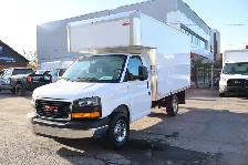 2026 GMC SAVANA 3500 CUBE 12 PIEDS DECK / CAMION NEUF / 5 KM / T - Photo 4