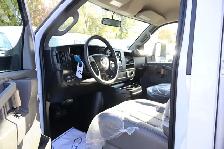 2026 GMC SAVANA 3500 CUBE 12 PIEDS DECK / CAMION NEUF / 5 KM / T - Photo 18