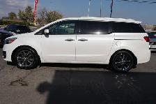 2016 Kia Sedona - Photo 4