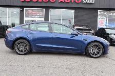 2023 Tesla Model 3 - Photo 8