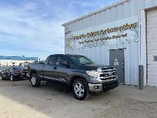2014 Toyota Tundra SR5 4.6L V8 Crew Cab | Remote Start | Reverse - Photo 3