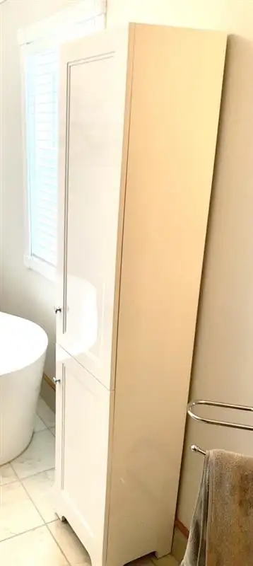 ARMOIRE DE RANGEMENT