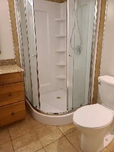 Large & Bright Kanata Lakes Room for Rent - Photo 9