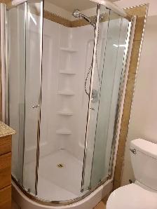 Large & Bright Kanata Lakes Room for Rent - Photo 10