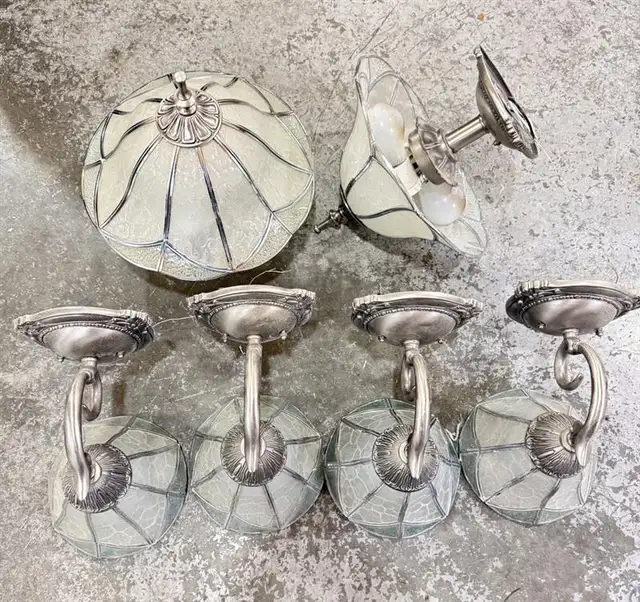 ENSEMBLE DE LUMINAIRES
