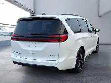 2025 Chrysler Pacifica Limited - Photo 5