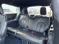 2025 Chrysler Pacifica Limited - Photo 23