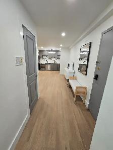 Stunning Two Bdrm Downtown Condo Collingwood - $2350 Incl. - Photo 3