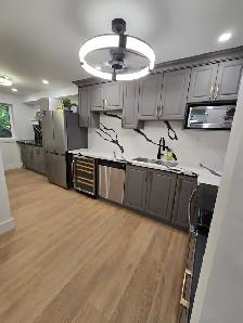 Stunning Two Bdrm Downtown Condo Collingwood - $2350 Incl. - Photo 4