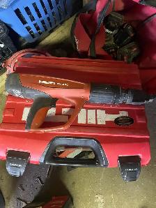 Hilti DX 460 powder actuated tool