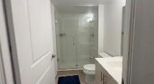 Private room with private washroom in condo - Photo 3