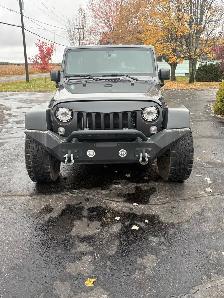 Jeep Wrangler - Photo 2