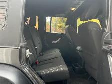Jeep Wrangler - Photo 8