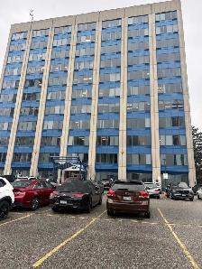 EXECUTIVE OFFICE ROOM FOR LEASE IN NORTH YORK