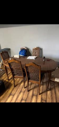 Free Dining Room Table