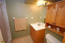 BEAUTIFUL END UNIT TOWNHOUSE - 3 Brdm Woodbridge - Photo 10