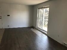 A LOUER GRAND 5 1/2 A LAVAL