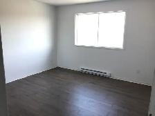 A LOUER GRAND 5 1/2 A LAVAL - Photo 2