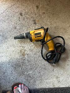 Dewalt drill - Photo 2