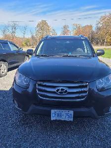 2012 Hyundai Santa Fe GL W/SPORT - excellent for winter