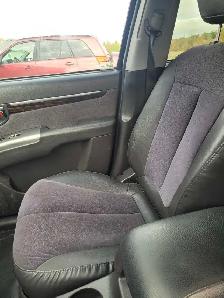 2012 Hyundai Santa Fe GL W/SPORT - excellent for winter - Photo 7