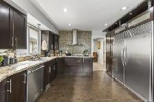 Luxury fully furnished 5 BR Plus large Den 3 Bath home for Rent - Photo 5