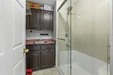 Luxury fully furnished 5 BR Plus large Den 3 Bath home for Rent - Photo 11