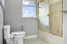 Luxury fully furnished 5 BR Plus large Den 3 Bath home for Rent - Photo 16