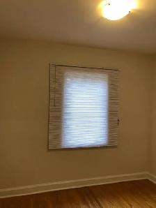 room for rent near Kennedy in Eglinton - Photo 5