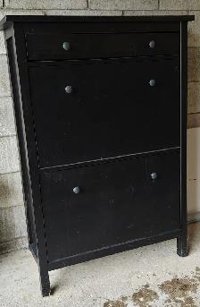 IKEA Hemnes Shoe Racks - Photo 6