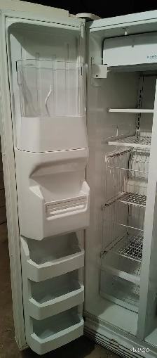 KitchenAid Fridge - Photo 4