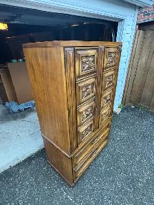 Free delivery used Vintage Armoire with Carved Floral Details - Photo 2