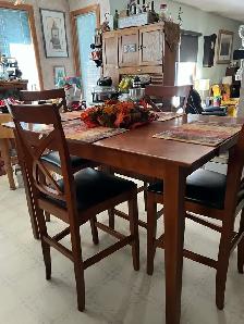 dinning table and chairs - Photo 2