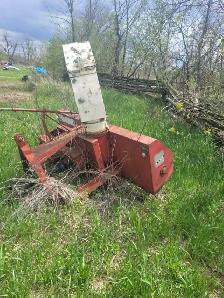 Tractor snow blower