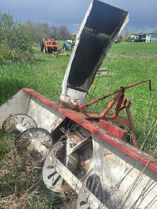 Tractor snow blower - Photo 3