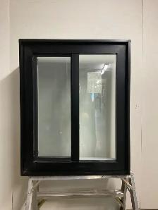 11067CH Fenêtre Coulissante HYBRIDE Noir 2 sect 1 ouv 29 3/4x 37