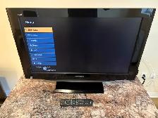 32" Panasonic Television - Photo 2