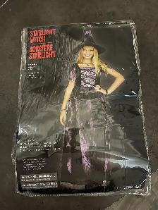 Halloween Costumes - Photo 6