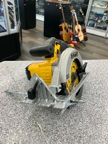Dewalt DCS391 20V Circular Saw - Photo 2