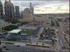 Square One condo 1 bedroom   large-size den for rent
