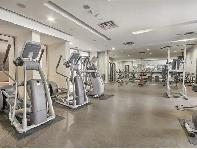 Square One condo 1 bedroom   large-size den for rent - Photo 9