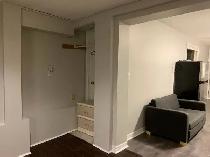 Bachelor Apartment near Sheppard West Subway Station - Photo 5