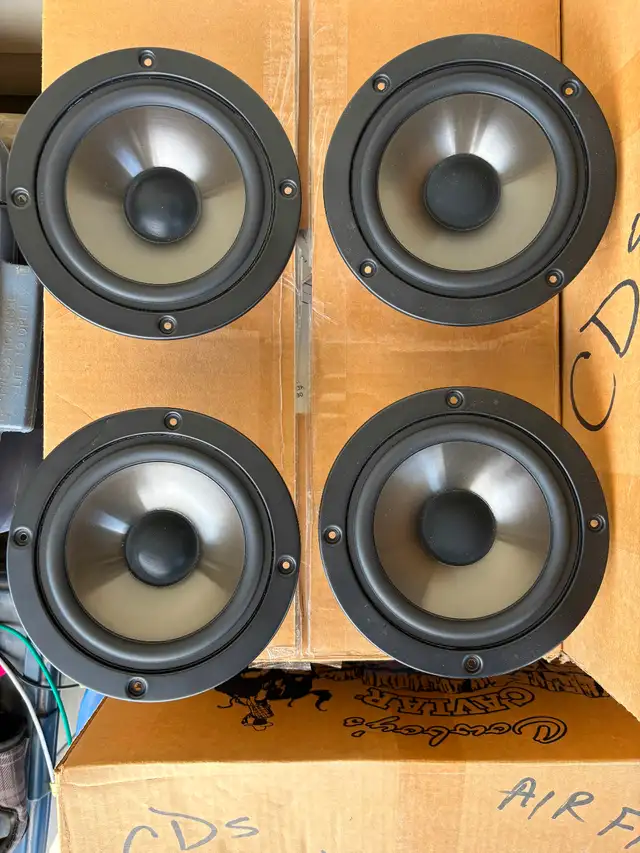 SONY 6 inch woofers x 4