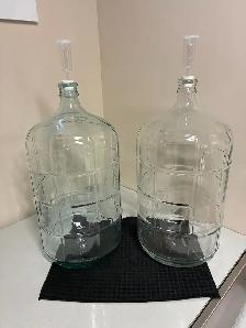 Glass 23 liter carboy