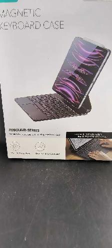 ESR Magnetic Keyboard case for iPad Air 13'/Pro 12.9' - Photo 3