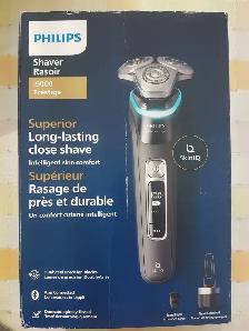 Philips i9000 Prestige Wet&Dry Electric Shaver with SkinIQ - Photo 5