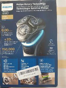 Philips i9000 Prestige Wet&Dry Electric Shaver with SkinIQ - Photo 6